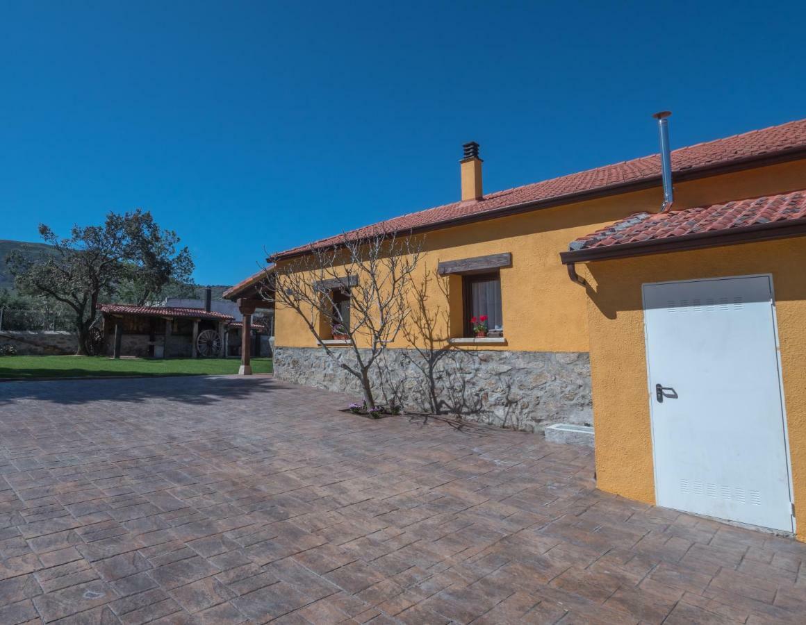 Casa Cantera Del Berrocal Ortigosa del Monte Exterior photo