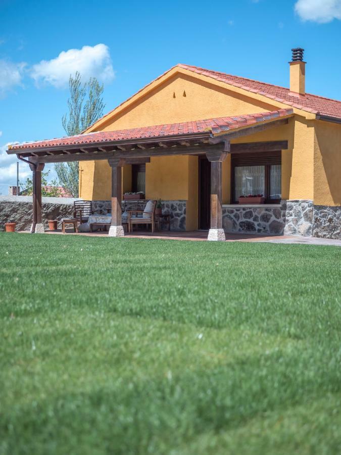 Casa Cantera Del Berrocal Ortigosa del Monte Exterior photo